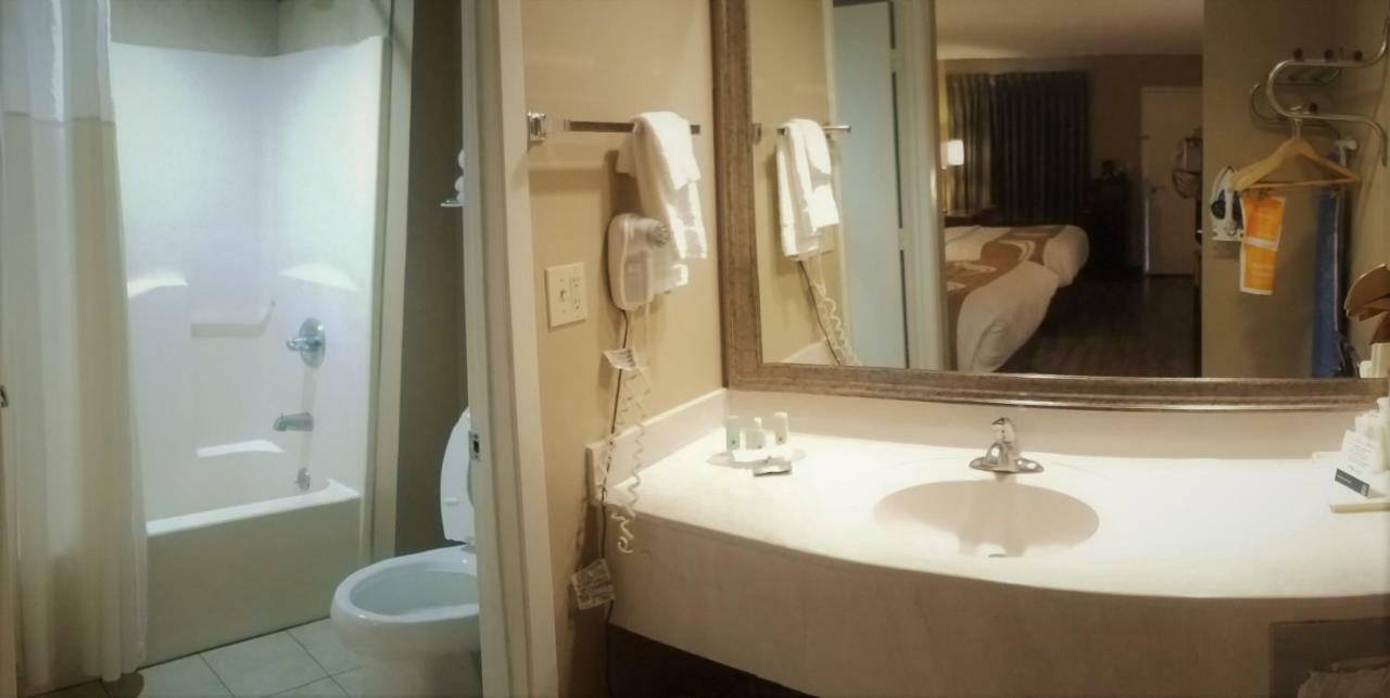 Quality Inn Александрия Экстерьер фото